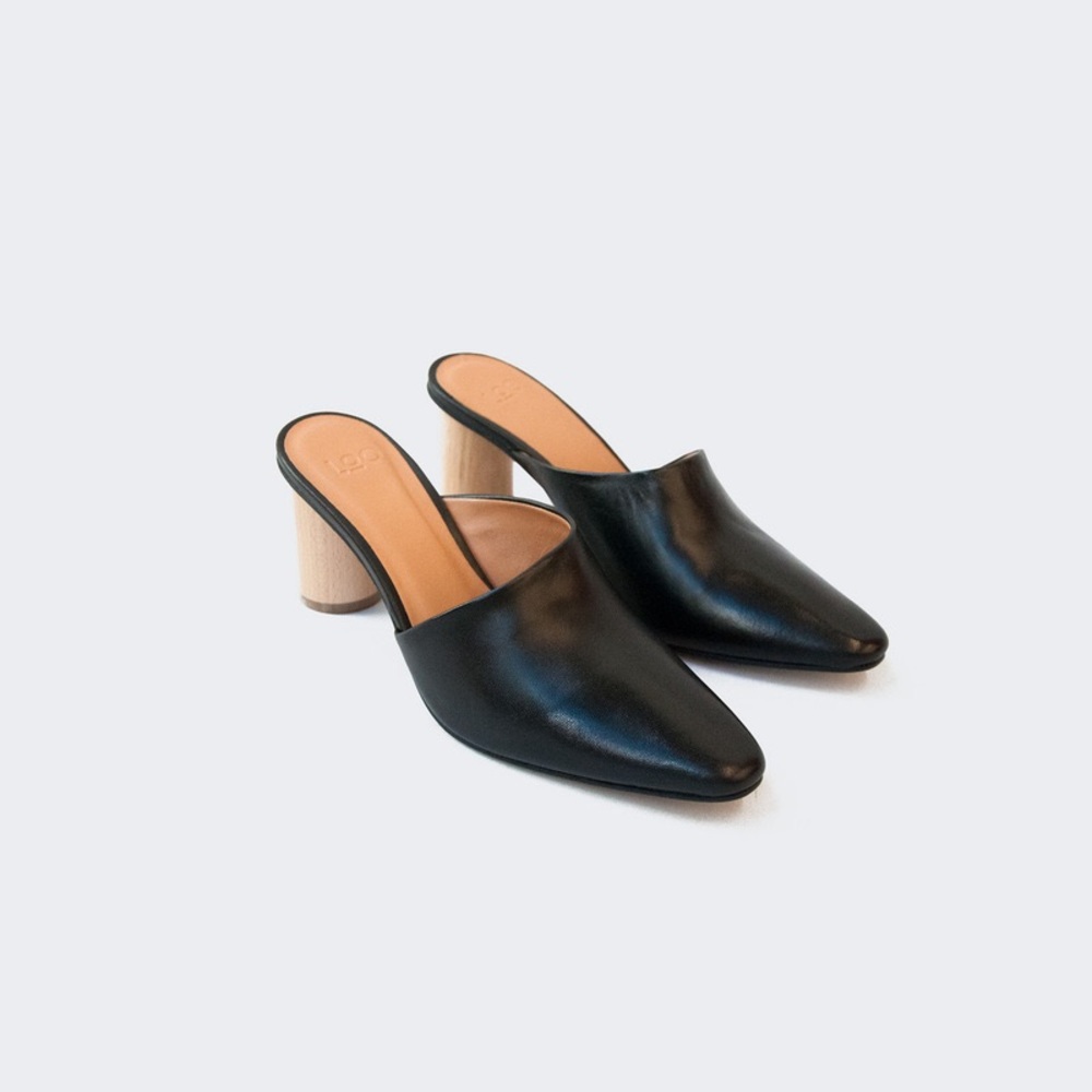 Loq Luna Mules Shoes Heels Size 36 6 Black Leather Natural Wood Garmentory $450